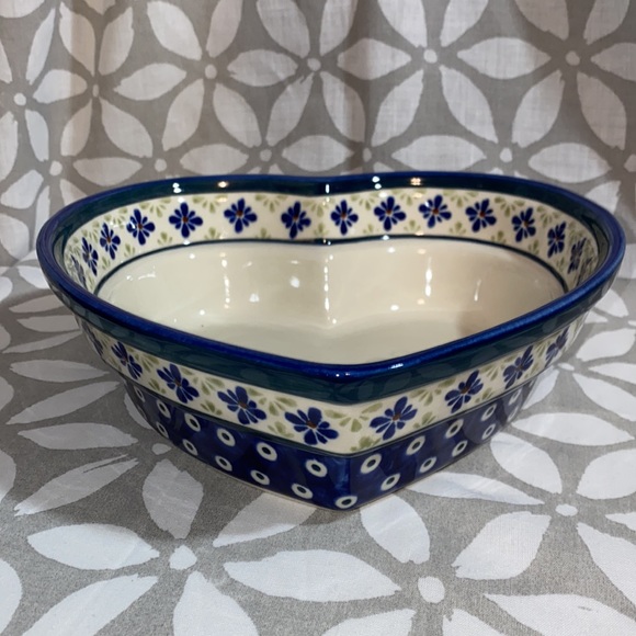 NEW Hand Made Polish Pottery Heart Serving Bowl Dish - Picture 2 of 3